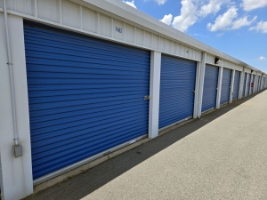 Extra Space Storage - 6811 - Charlotte - Statesville Rd - Photo 3