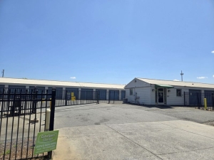 Extra Space Storage - 6811 - Charlotte - Statesville Rd - Photo 7