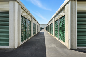 10 Federal Storage - W Broad St - Photo 6
