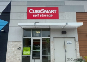 CubeSmart Self Storage MD Hyattsville East-West Hwy - Photo 3