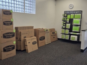 Extra Space Storage - 6874 - Indianapolis - 675 E Washington St - Photo 3