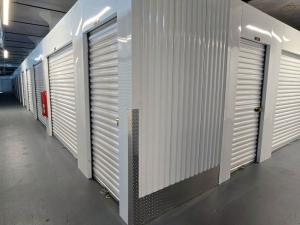 Extra Space Storage - 6874 - Indianapolis - 675 E Washington St - Photo 7