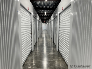 CubeSmart Self Storage - West Oakland Park - Photo 6