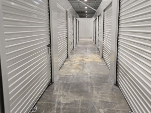 Extra Space Storage - 6622 - Solon - Cochran Rd - Photo 3