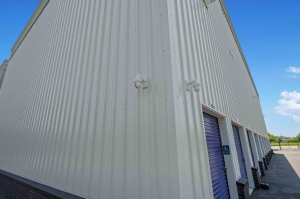 Full House Storage - Jacksonville - Photo 11