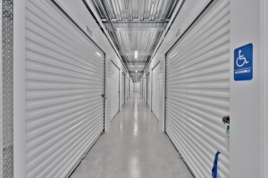 Full House Storage - Jacksonville - Photo 10