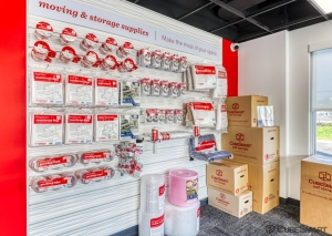 CubeSmart Self Storage NY Farmingdale Bi County Blvd - Photo 3