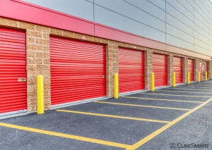 CubeSmart Self Storage NY Farmingdale Bi County Blvd - Photo 4