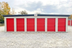 Red Haven Storage - Photo 4