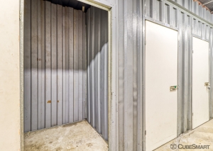 CubeSmart Self Storage CA Pomona Hershey St - Photo 9