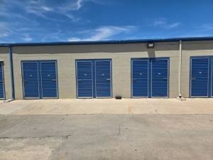 Extra Space Storage - 6762 - Dallas - Brockbank Dr - Photo 3