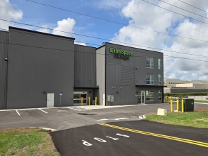 Extra Space Storage - 6896 - Pensacola - 5991 W Nine Mile Rd