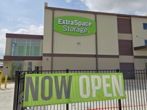 Extra Space Storage - 6766 - San Antonio - 14657 Potranco Rd