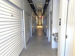 Extra Space Storage - 6757 - Austin - Harold Ct - Photo 4