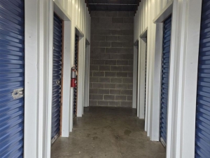 Extra Space Storage - 6763 - Garland - Forest Ln - Photo 4