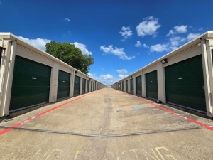 Extra Space Storage - 6760 - Lewisville - N Mill St - Photo 3