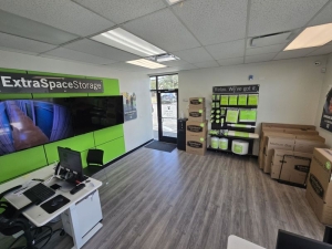 Extra Space Storage - 6758 - Austin - 11712 N Lamar Blvd