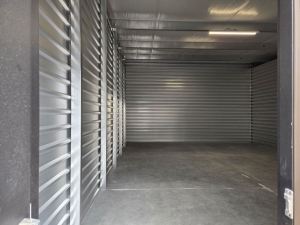 Extra Space Storage - 6919 - Meridian - 221 E Amity Rd - Photo 3