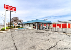 CubeSmart Self Storage CA Sacramento Stockton Blvd - Photo 2
