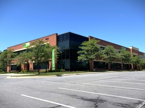 Extra Space Storage - 6889 - Nottingham - Franklin Square Dr