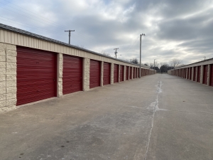 ClearHome Self Storage - Admiral - Photo 2