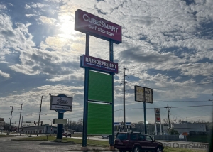 CubeSmart Self Storage - 240 Southeast 29th St - KS - Photo 6