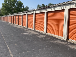 ClearHome Self Storage - Velp - Photo 4