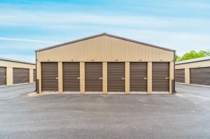 ClearHome Self Storage - Walkertown - Photo 4
