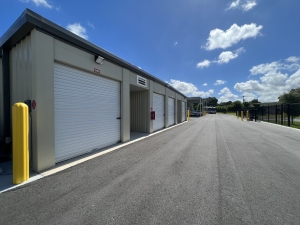 ClearHome Self Storage - Pipkin - Photo 2