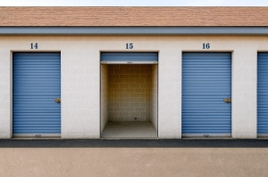 Honeycrisp Self Storage - Lawrence - Photo 3