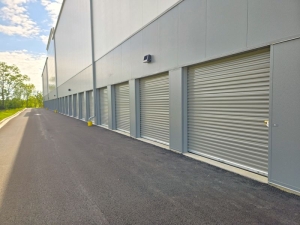 Extra Space Storage - 6741 - Buffalo Grove - Lexington Dr - Photo 3