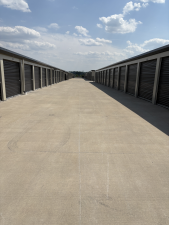 West Circle Storage - Photo 2