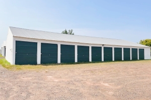 Packer Storage of Superior - 1802 Elmira Ave - Photo 4