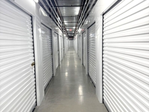 Extra Space Storage - 6726 - Fort Worth - Strawn Ln - Photo 4