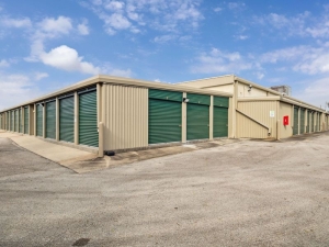 Extra Space Storage - 6927 - Houston - Ella Blvd - Photo 3