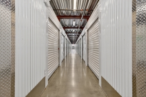StorageMart - Lincoln Hwy - Photo 5
