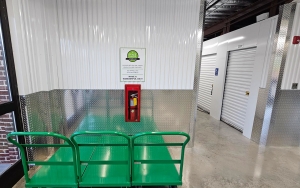 Space Shop Self Storage - Woodstock - Photo 3