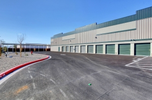 Towne Storage Sunset - Photo 3