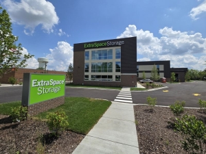 Extra Space Storage - 6328 - Arlington Heights - West Golf Rd