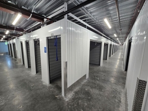 Extra Space Storage - 6328 - Arlington Heights - West Golf Rd - Photo 4