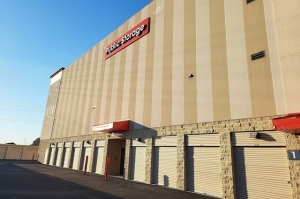 Public Storage - Kissimmee - 1150 Brand Ln - Photo 2