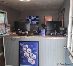 CubeSmart Self Storage - Holland Road - Photo 2