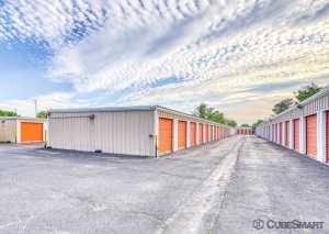CubeSmart Self Storage - Holland Road - Photo 4
