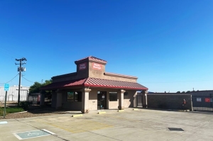 Public Storage - Ripon - 928 Frontage Rd