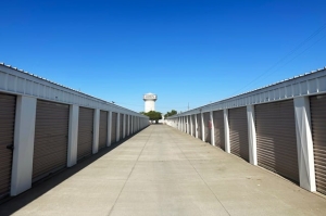 Public Storage - Ripon - 928 Frontage Rd - Photo 2