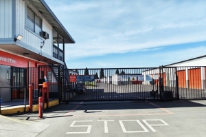 Public Storage - Santa Rosa - 555 Roseland Ave - Photo 4
