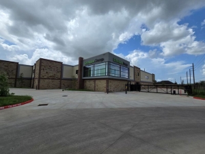 Extra Space Storage - 6848 - Missouri City - Lake Olympia Pkwy - Photo 2