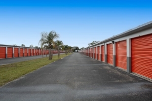 Public Storage - Palm Bay - 270 Malabar Rd SW - Photo 2
