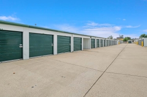 Mini Mall Storage - Lake Charles - 2003 Hodges St