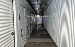 Space Shop Self Storage - Batavia - Photo 2